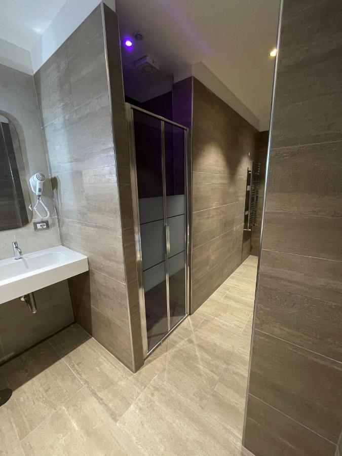 Smart Rooms Наполи Екстериор снимка