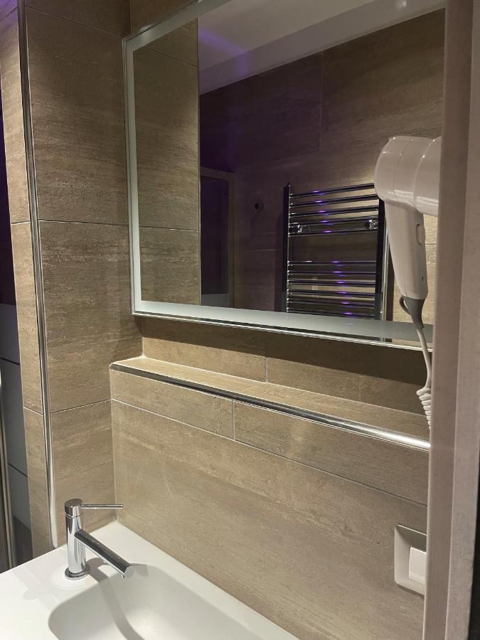 Smart Rooms Наполи Екстериор снимка