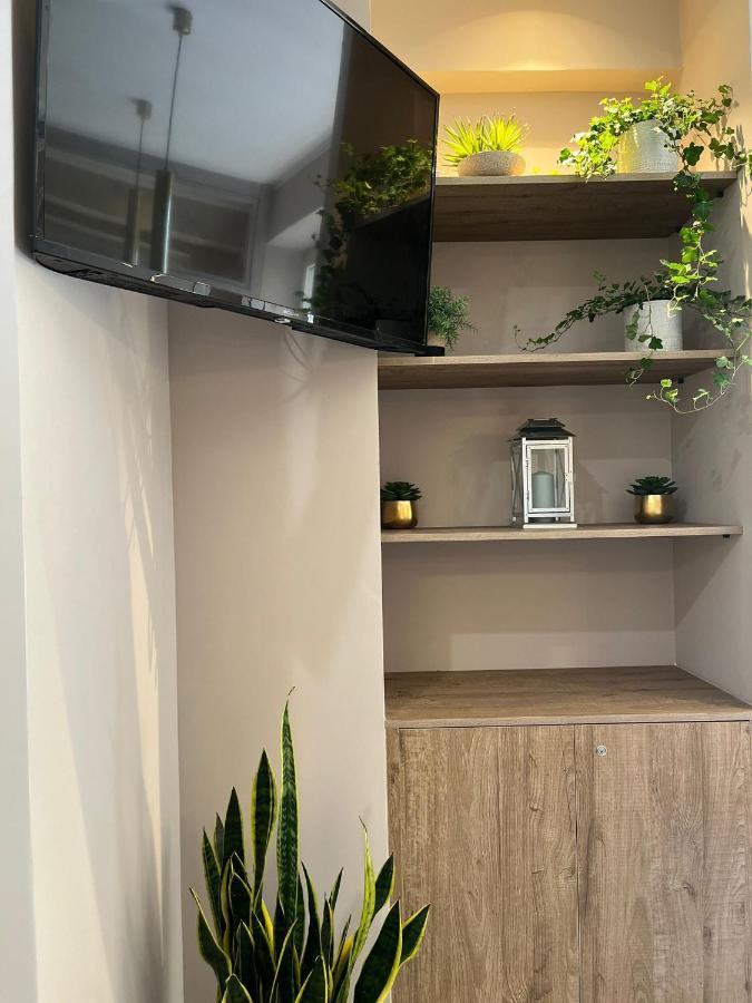 Smart Rooms Наполи Екстериор снимка