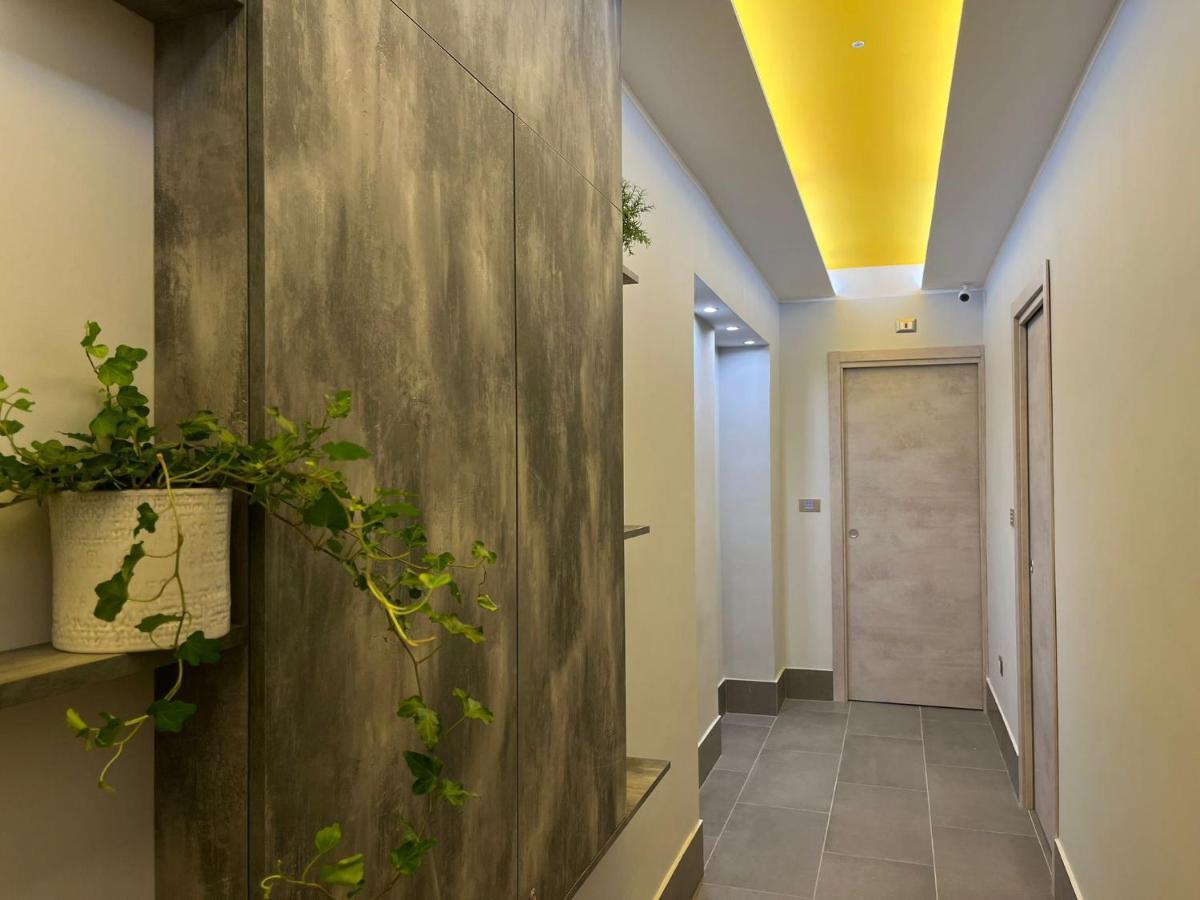 Smart Rooms Наполи Екстериор снимка
