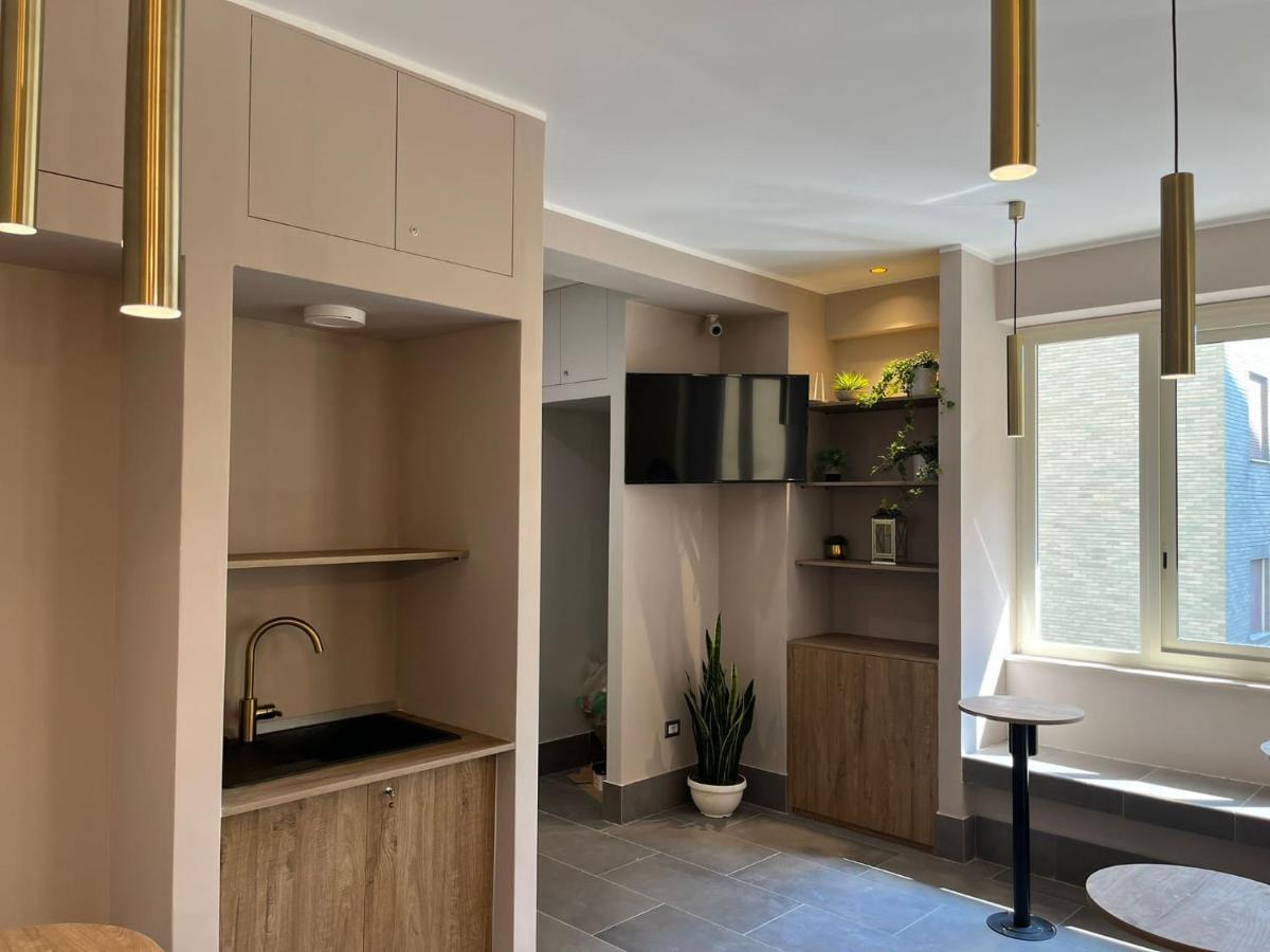 Smart Rooms Наполи Екстериор снимка